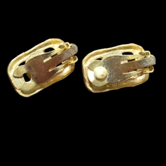 Recovered gold-toned clip-on earrings with orange, translucent stone 20 - Picture 2 of 2